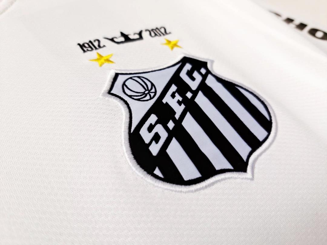 Retro Santos Extérieur 2013