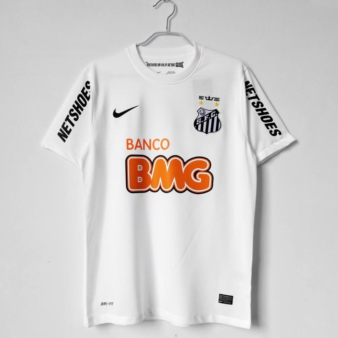 Retro Santos Extérieur 2013